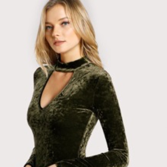 Holiday Crushed Velvet Bodysuit - Picture 3 of 4